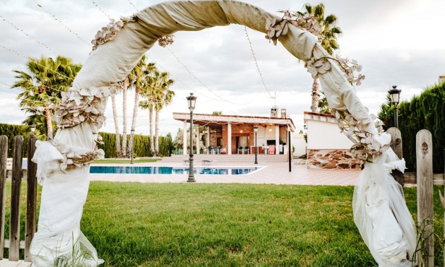 Resale - Villa - Catral