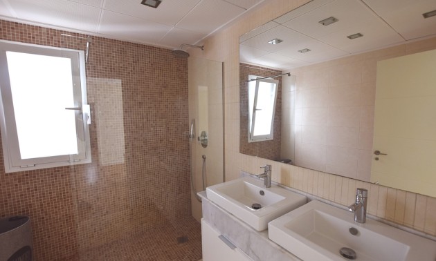 Revente - Villa - San Fulgencio - La Marina