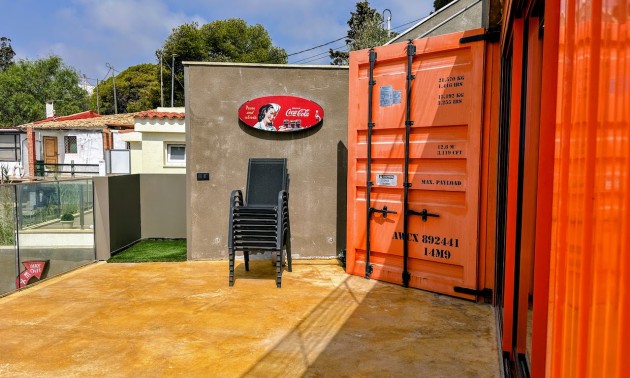 Resale - Villa - Villajoyosa