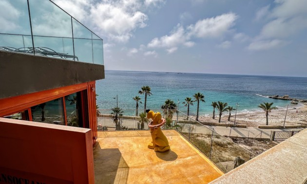 Resale - Villa - Villajoyosa