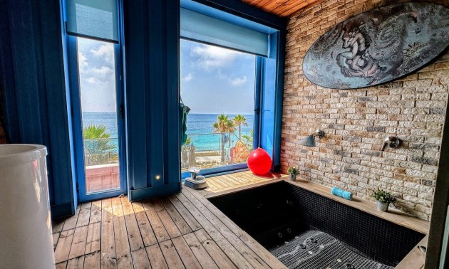 Resale - Villa - Villajoyosa