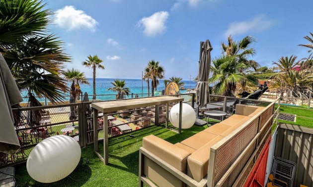 Resale - Villa - Villajoyosa