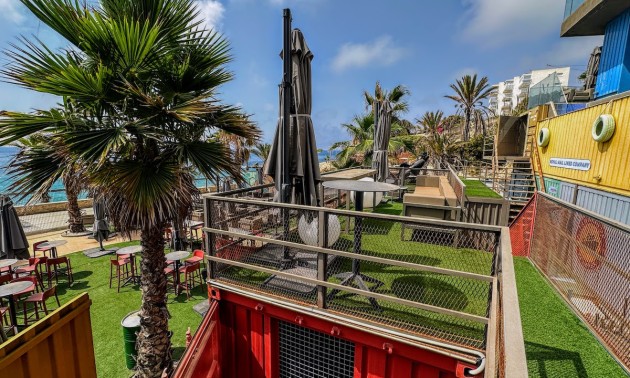Resale - Villa - Villajoyosa