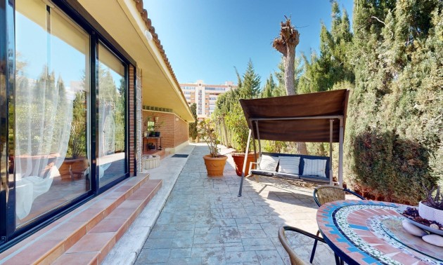 Resale - Villa - San Juan - San Juan de Alicante