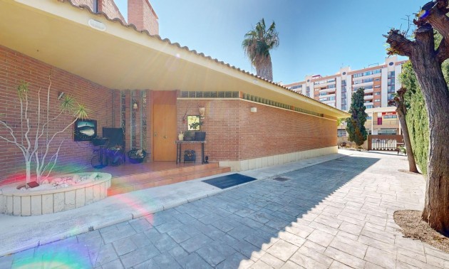Resale - Villa - San Juan - San Juan de Alicante