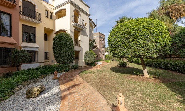Herverkoop - Apartment - Benahavis - Los Arqueros