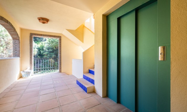 Herverkoop - Apartment - Benahavis - Los Arqueros