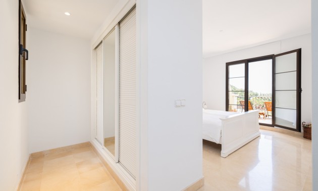 Herverkoop - Apartment - Benahavis - Los Arqueros