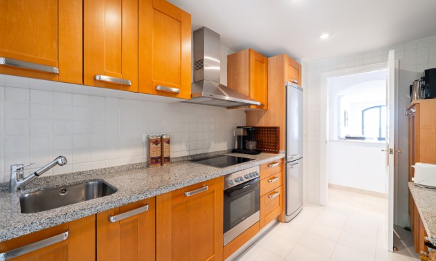 Herverkoop - Apartment - Benahavis - Los Arqueros
