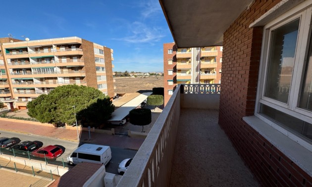 Herverkoop - Apartment - Torrevieja - Punta Prima