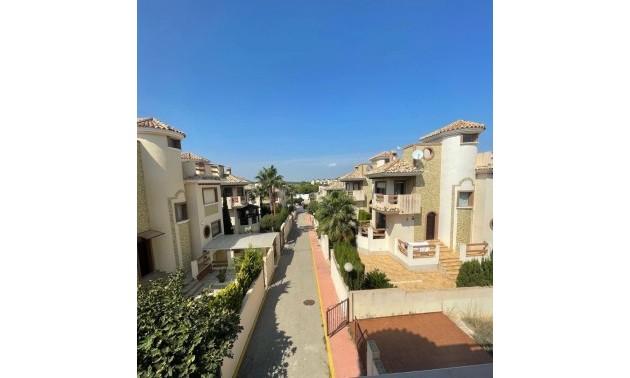 Herverkoop - Villa - Orihuela Costa - Villamartín
