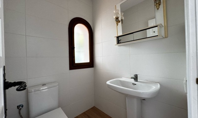 Resale - Villa - Orihuela Costa - Los Dolses