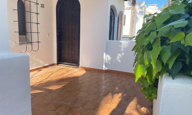 Resale - Villa - Orihuela Costa - Los Dolses