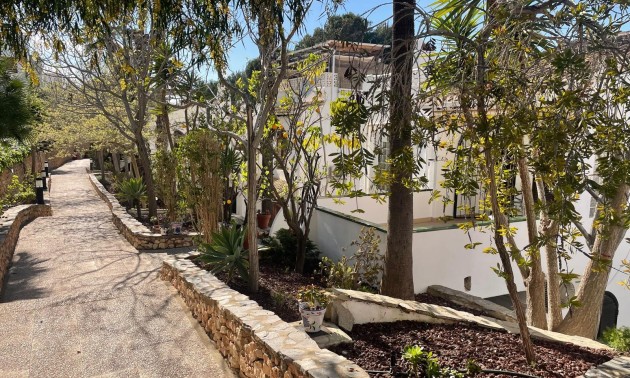 Resale - Villa - Orihuela Costa - Los Dolses