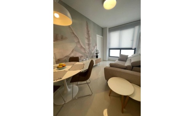 Resale - Apartment - Torrevieja - Center