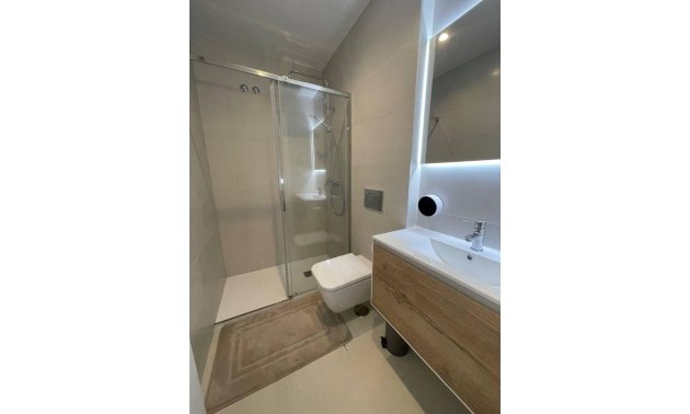Resale - Apartment - Torrevieja - Center