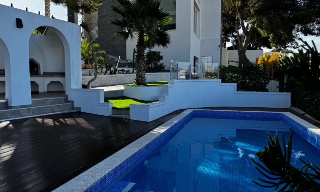 Herverkoop - Villa - Torrevieja - Los Balcones