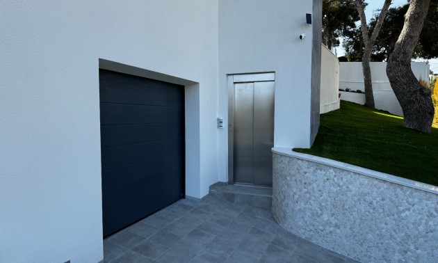Herverkoop - Villa - Torrevieja - Los Balcones