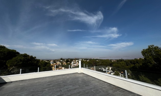 Herverkoop - Villa - Torrevieja - Los Balcones