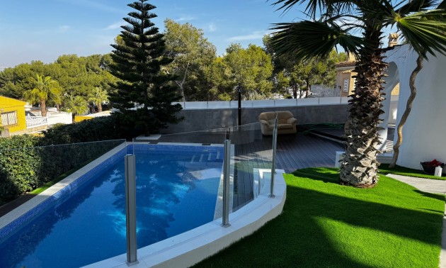 Herverkoop - Villa - Torrevieja - Los Balcones