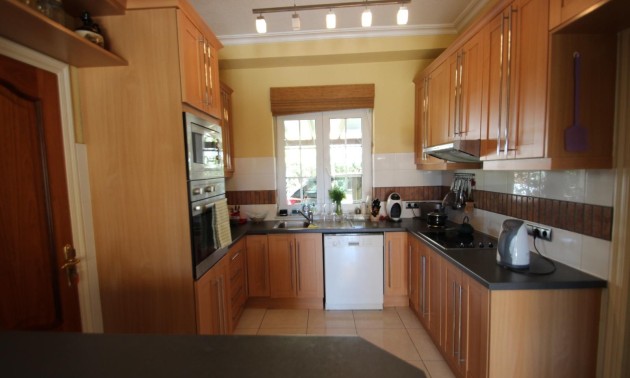 Herverkoop - Villa - Torrevieja - Punta Prima