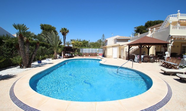 Herverkoop - Villa - Torrevieja - Punta Prima