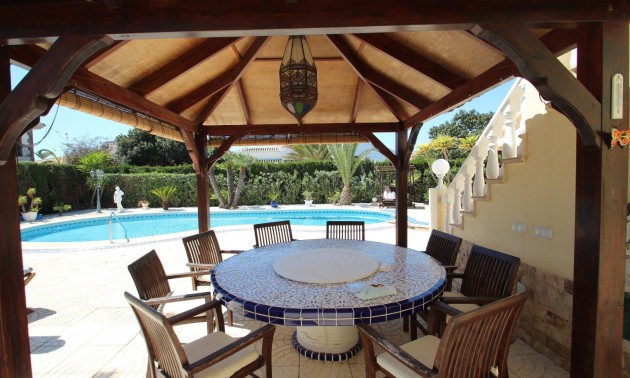 Herverkoop - Villa - Torrevieja - Punta Prima