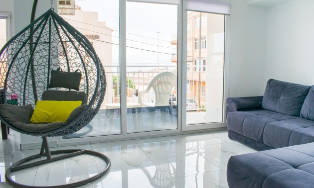 Herverkoop - Apartment - Torrevieja - Los Frutales