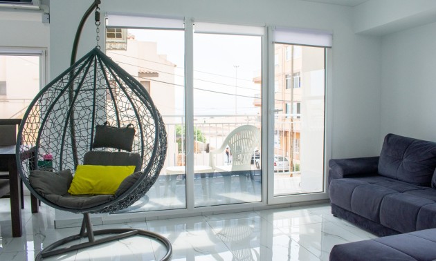 Herverkoop - Apartment - Torrevieja - Los Frutales