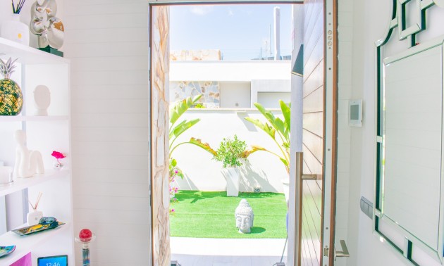 Herverkoop - Villa - Torrevieja - El Chaparral