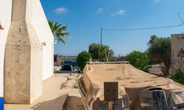 Herverkoop - Villa - Guardamar del Segura - El Raso