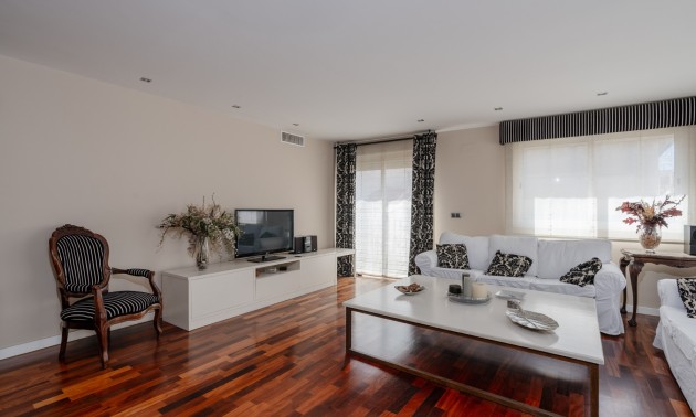 Herverkoop - Apartment - Alicante - Center