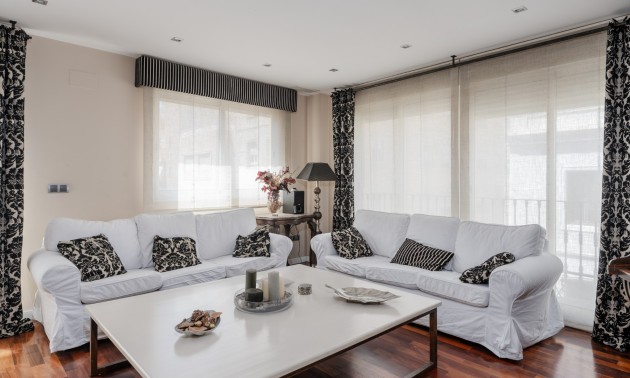Herverkoop - Apartment - Alicante - Center