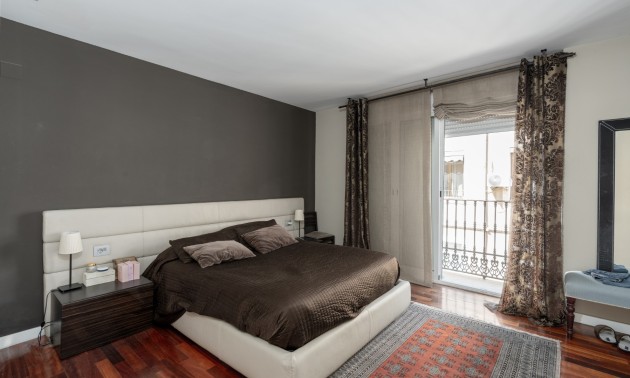 Herverkoop - Apartment - Alicante - Center