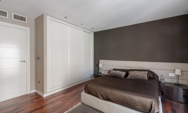 Herverkoop - Apartment - Alicante - Center