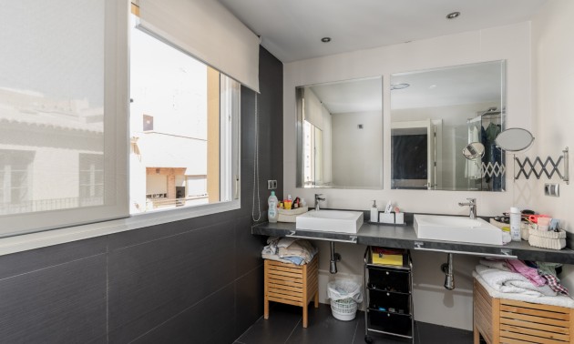 Herverkoop - Apartment - Alicante - Center