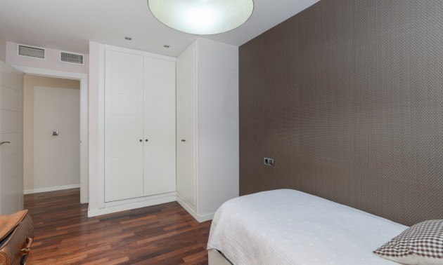Herverkoop - Apartment - Alicante - Center