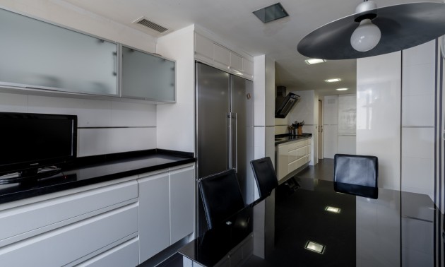 Herverkoop - Apartment - Alicante - Center