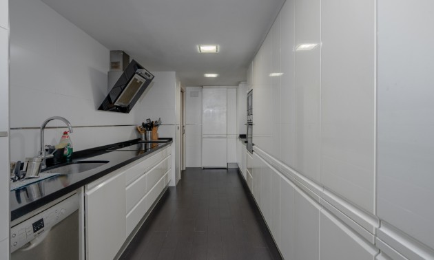 Herverkoop - Apartment - Alicante - Center