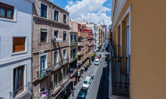 Herverkoop - Apartment - Alicante - Center