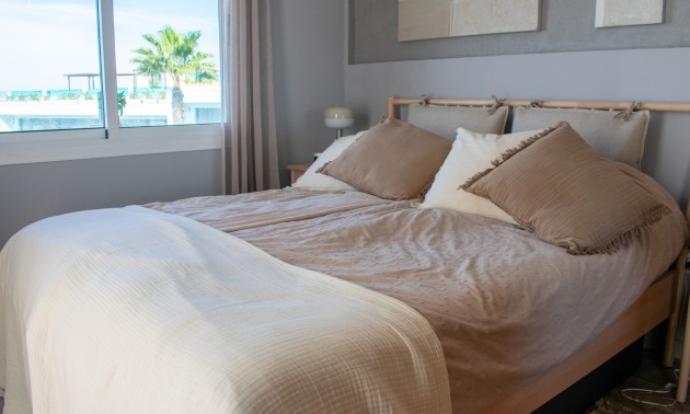 Herverkoop - Herenhuis - Torrevieja - Los Balcones