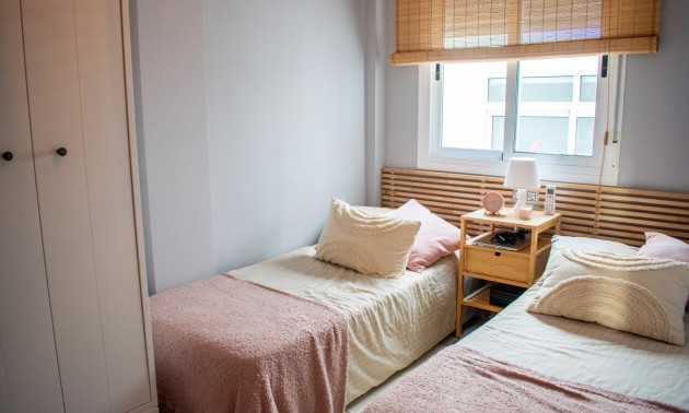 Herverkoop - Herenhuis - Torrevieja - Los Balcones