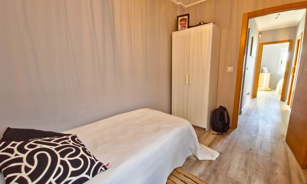 Herverkoop - Herenhuis - Torrevieja - Los Balcones