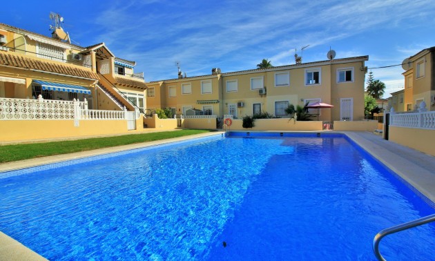 Revente - Maison de ville - Villamartín