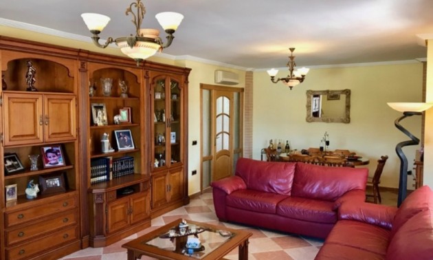 Resale - Villa - Benidorm - Rincón de Loix