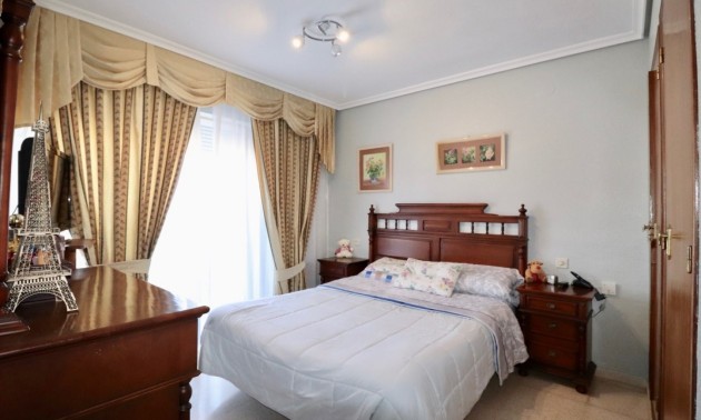 Herverkoop - Villa - Benidorm - Rincón de Loix
