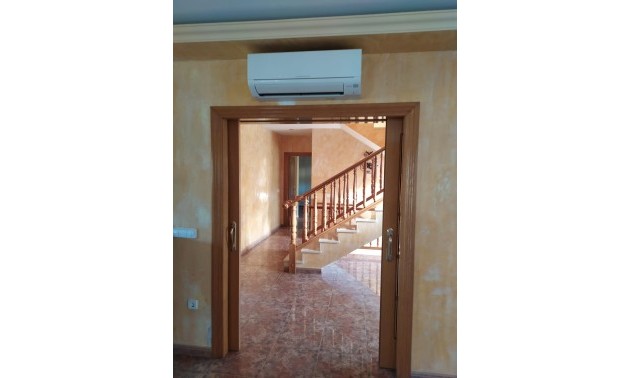 Resale - Villa - Benidorm - Poniente
