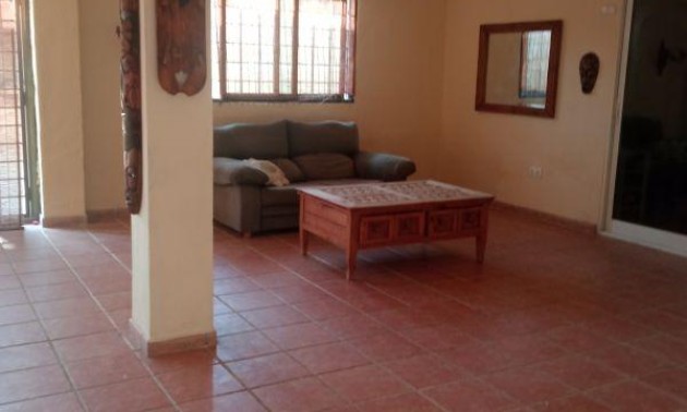 Resale - Villa - Benidorm - Poniente