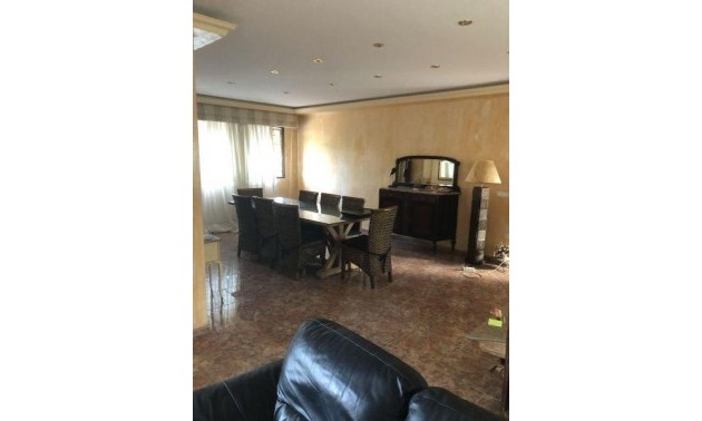 Resale - Villa - Benidorm - Poniente