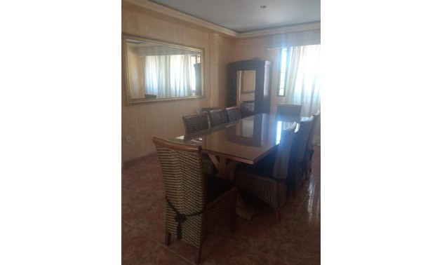 Resale - Villa - Benidorm - Poniente